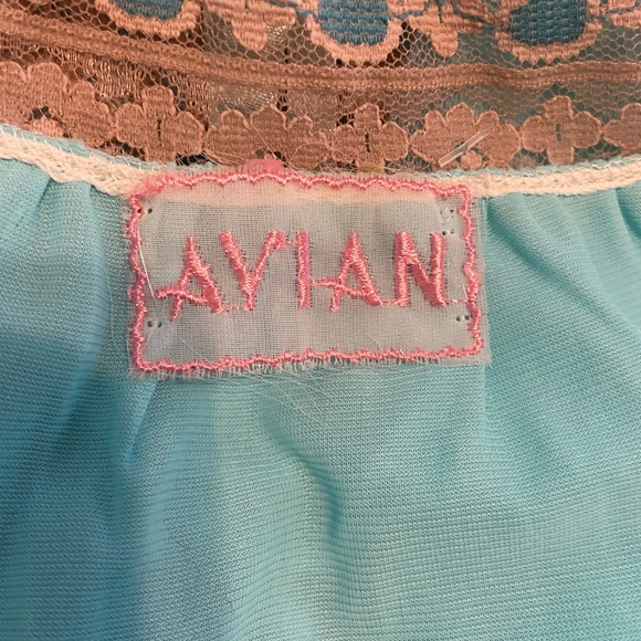 Vintage Avian Blue Egyptian Styled Lace Sleepwear - Picture 9 of 10